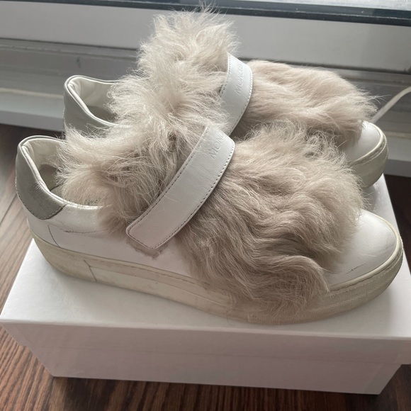 Moncler white sneaker with fur size 39 - Picture 1 of 9
